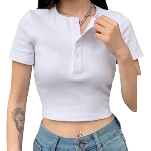 ✰short-sleeved cropped henley top from yesstyle✰ - Picture 1 of 3